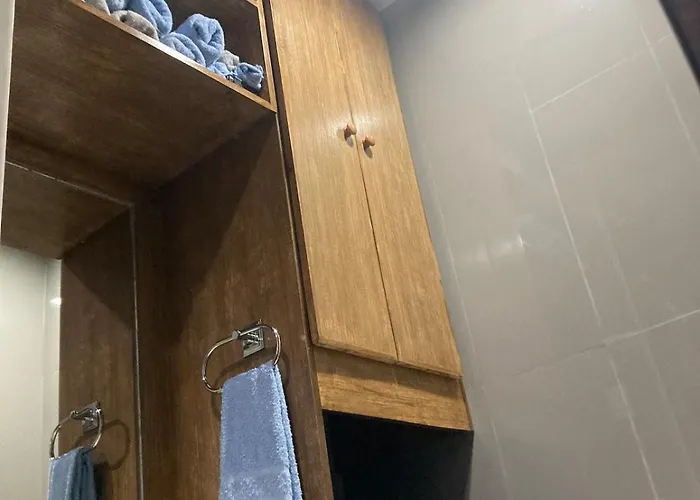 Apartment Rustic In Makati Cbd