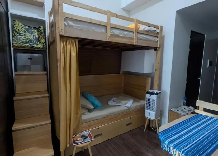 Rustic In Makati Cbd *